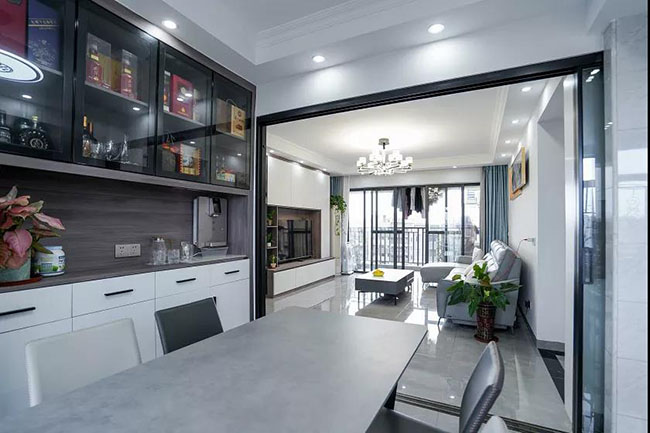 83㎡三居室，現代簡約與實用主義結合，舒適又寫意